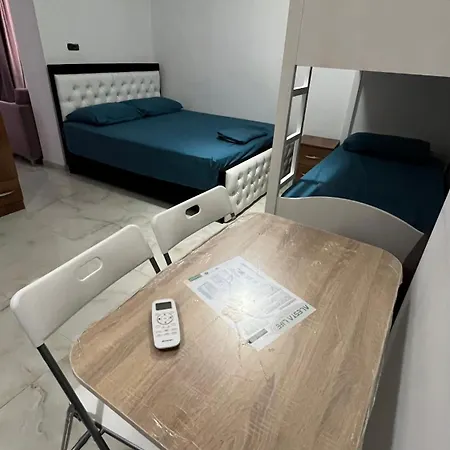 Hafuzi Seaside Apartament